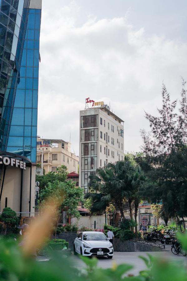 Ivy Hotel Hạ Long Exterior foto